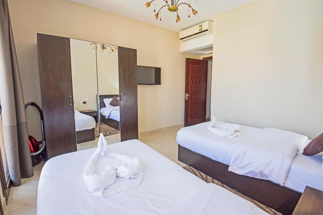 Premium Sea View 2 Bedrooms 2 Bathrooms Apartment Located Within Gravity Hotel & Aquapark Hurghada Exteriér fotografie